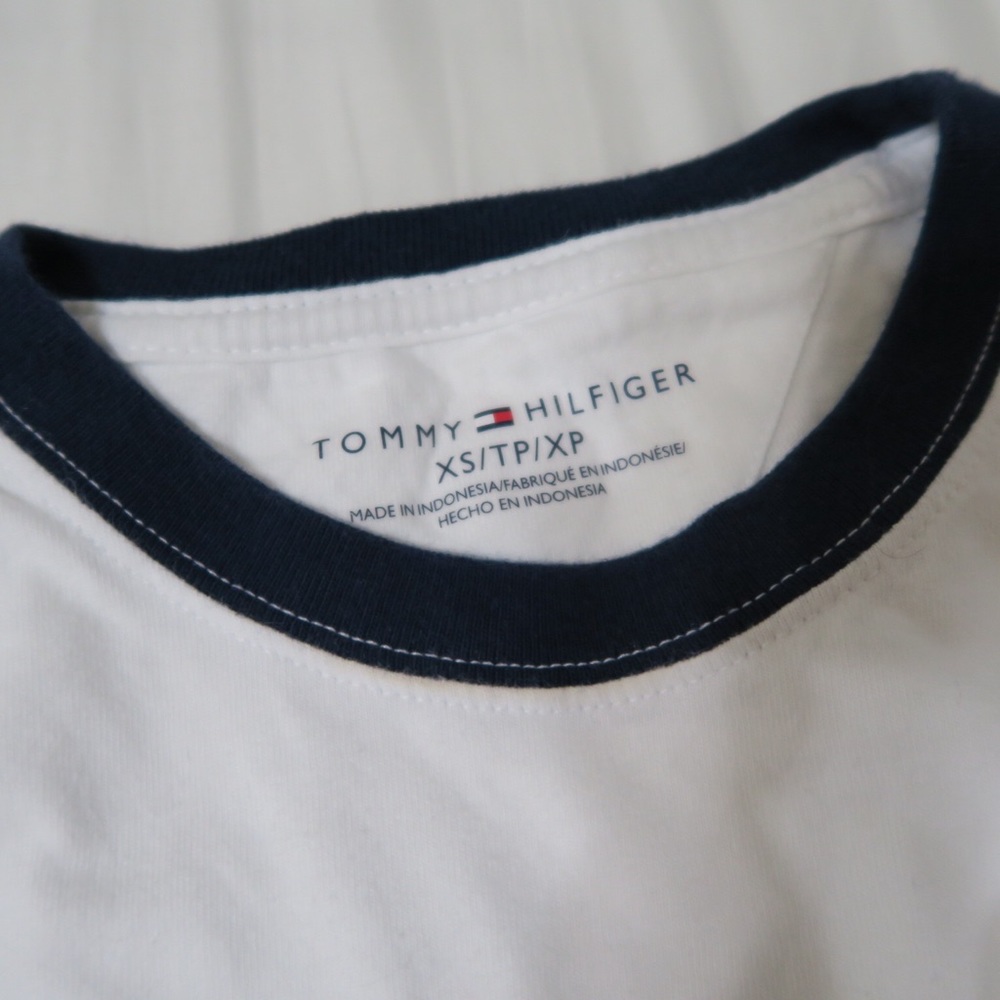 ❌SOLD❌Tommy Hilfiger ringer t-shirt - Size XS - Picture 4 of 5
